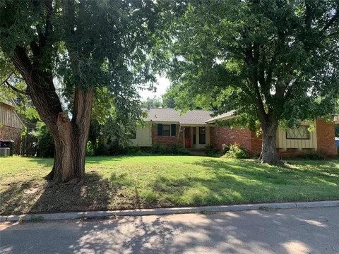 9921 Village Dr, Oklahoma City, OK 73120