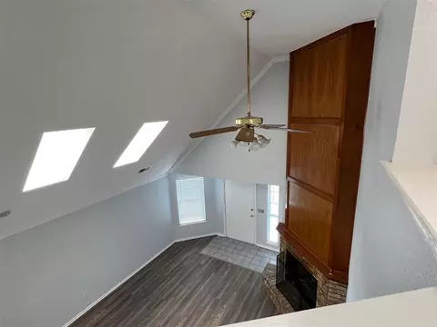 2108 Lakecrest Dr, Moore, OK 73170 photo 3