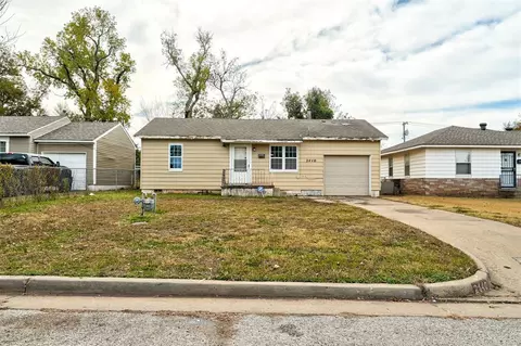 2440 SW 43rd St, Oklahoma City, OK 73119
