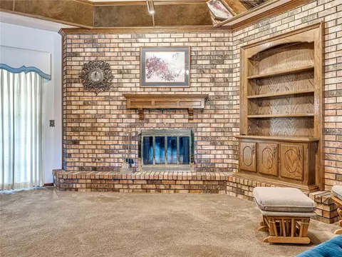 245 E Olympic Dr, Yukon, OK 73099 photo 6
