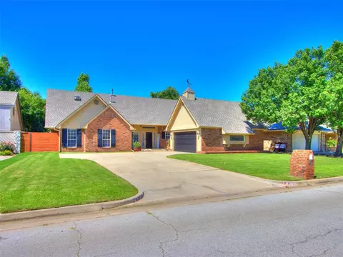 809 SW 113th St, Oklahoma City, OK 73170