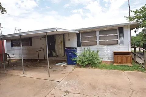 1406 E Oklahoma Ave, Guthrie, OK 73044