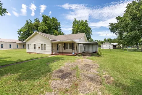 710 W Michigan Ave, Chickasha, OK 73018