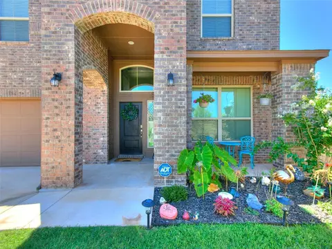15021 Falling Springs Blvd, Oklahoma City, OK 73142
