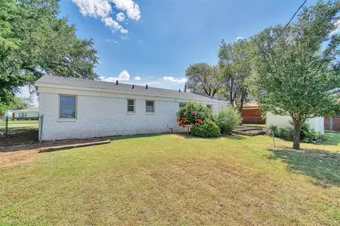1413 Dill St, Altus, OK 73521 photo 31