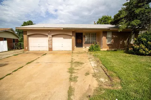 3812 Rosewood Ct, Midwest City, OK 73110