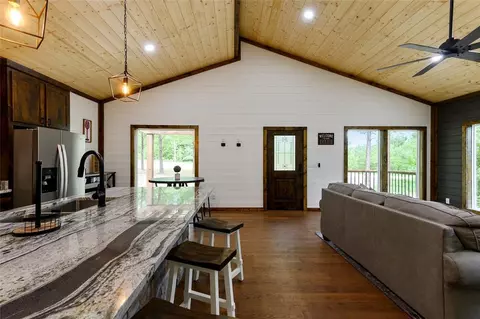 265 Split Log Trl, Broken Bow, OK 74728 photo 14
