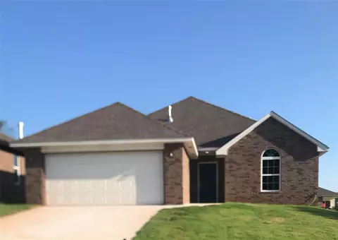 304 E 8th St, Arcadia, OK 73007