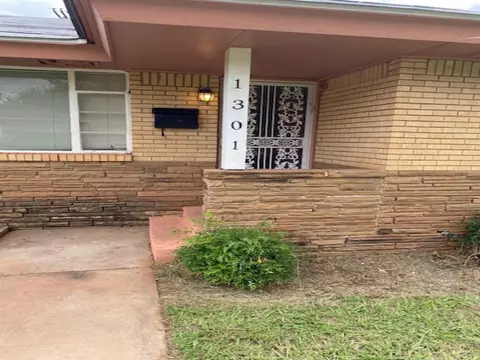 1301 NE 45th St, Oklahoma City, OK 73111