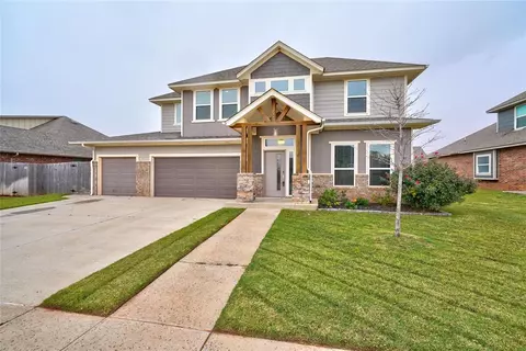 3021 Brookstone Pass Dr, Yukon, OK 73099