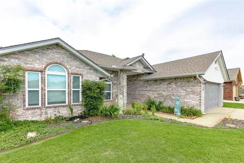 2913 Devonshire Dr, Norman, OK 73071