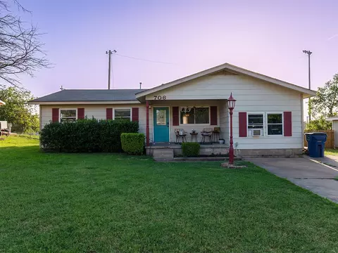706 N Park Ave, Stroud, OK 74079