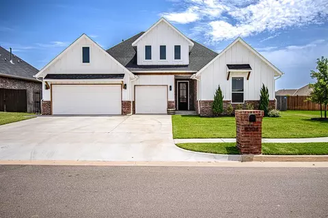 8304 Rosita Way, Yukon, OK 73099