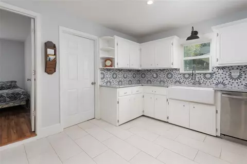 702 E Cherry St, Noble, OK 73068 photo 8