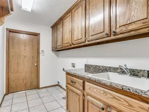 212 E Ponderosa Dr, Tuttle, OK 73089 photo 35