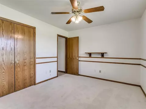 212 E Ponderosa Dr, Tuttle, OK 73089 photo 34
