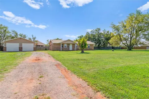 6341 Bethel Rd, Shawnee, OK 74804