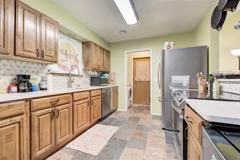 108 Pinewood Dr, Tuttle, OK 73089 photo 12