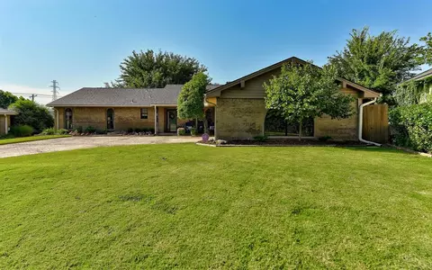 2908 Chestnut Ridge Ct, Oklahoma City, OK 73120