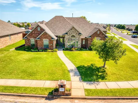 1304 Odom Way, Moore, OK 73170