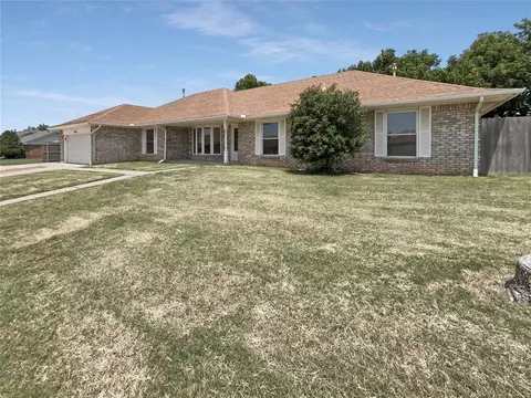 6217 SE 56th St, Oklahoma City, OK 73135