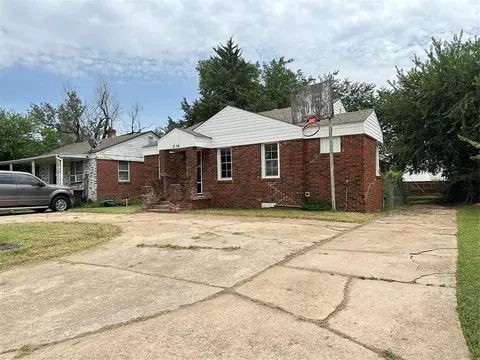514 E Boeing Dr, Midwest City, OK 73110