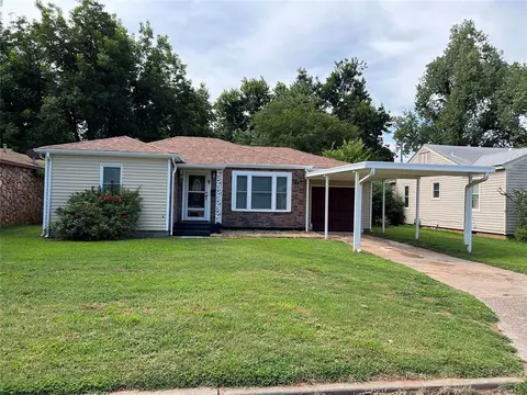 1607 W Choctaw Ave, Chickasha, OK 73018