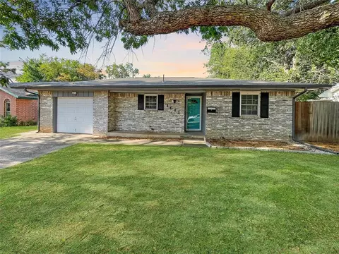 1611 Surrey Dr, Norman, OK 73071