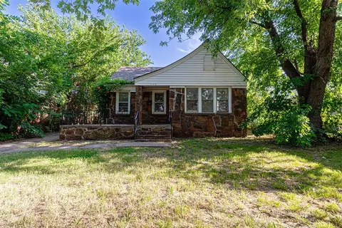 738 SW 30th St, Oklahoma City, OK 73109