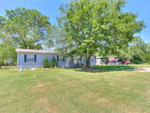 22738 Ridgeway Pass, Tecumseh, OK 74873