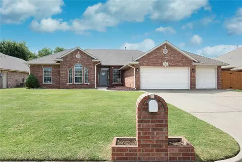 5809 Greenview Dr, Oklahoma City, OK 73135