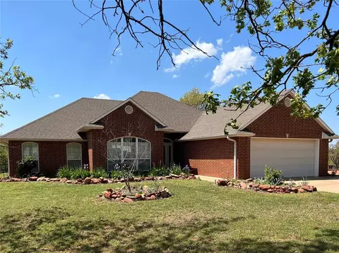 121 Key Dr, Wellston, OK 74881