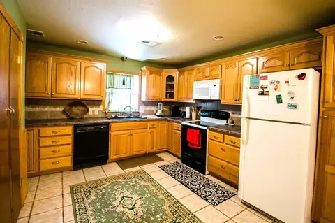 904 E 6th St, Ada, OK 74820 photo 15