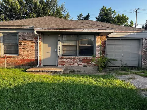 934 NE 30th St, Oklahoma City, OK 73105