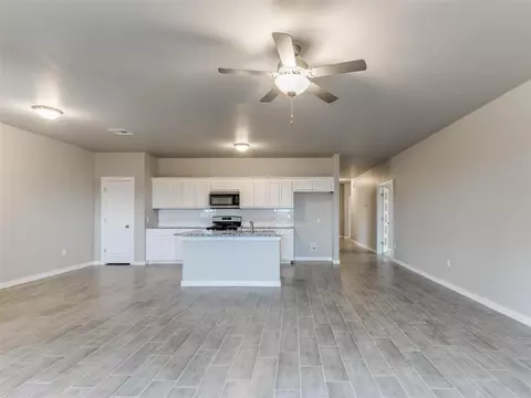 11664 Split Oak Cir, Guthrie, OK 73044 photo 2