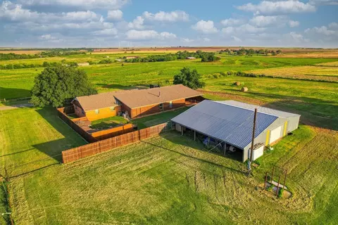 1701 N Temple St, Cordell, OK 73632