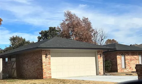 6717 Fawn Canyon Dr, Oklahoma City, OK 73162