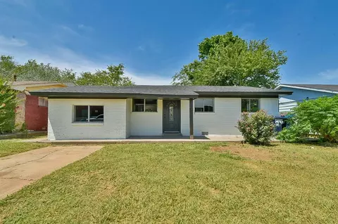 2225 SW 43rd St, Oklahoma City, OK 73119