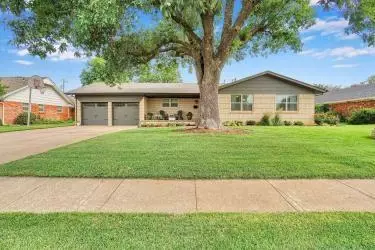 205 N Cardinal Cir, Altus, OK 73521