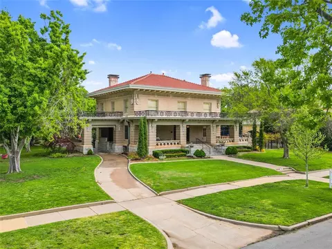 325 NW 15th St, Oklahoma City, OK 73103