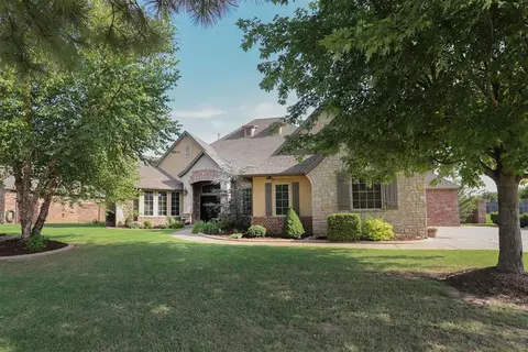 1032 W Camellia Way, Mustang, OK 73064