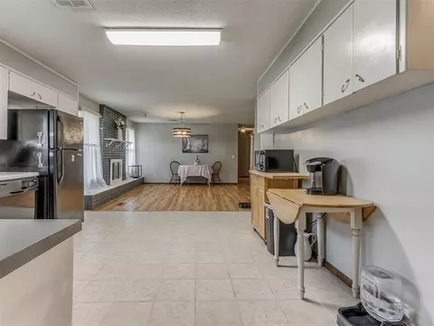 505 Brookside Ter, Moore, OK 73160 photo 17