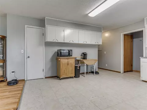 505 Brookside Ter, Moore, OK 73160 photo 18