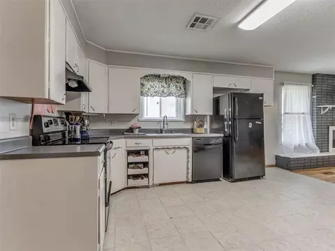 505 Brookside Ter, Moore, OK 73160 photo 14