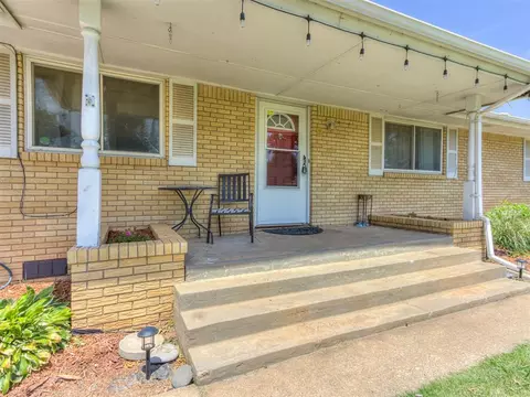 505 Brookside Ter, Moore, OK 73160 photo 2