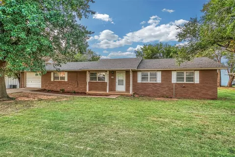 205 E Michigan, Corn, OK 73024