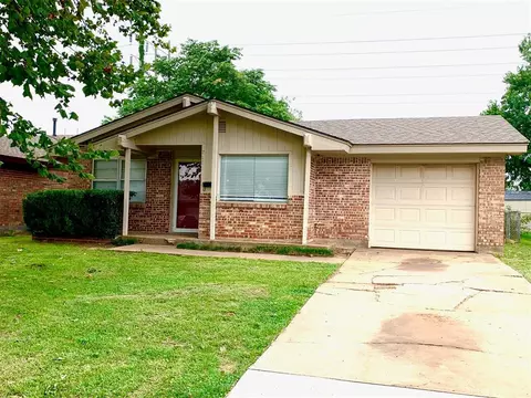 717 Mark Dr, Del City, OK 73115
