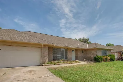 10009 S Trafalgar Dr, Oklahoma City, OK 73139