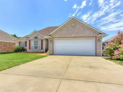 101 Westend Ct, Tuttle, OK 73089 photo 4