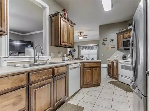 101 Westend Ct, Tuttle, OK 73089 photo 17